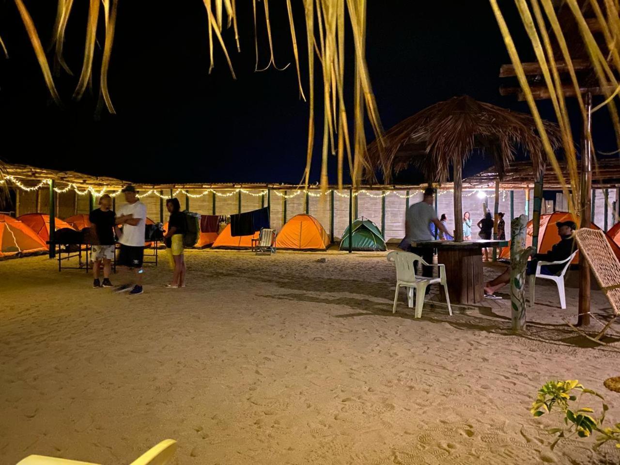 Pepon Surf Camp Hotel Mancora Bagian luar foto