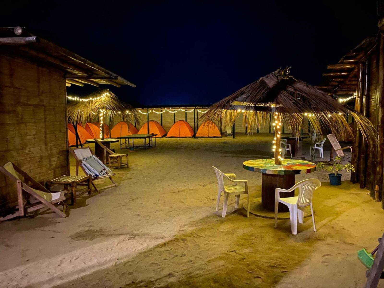 Pepon Surf Camp Hotel Mancora Bagian luar foto